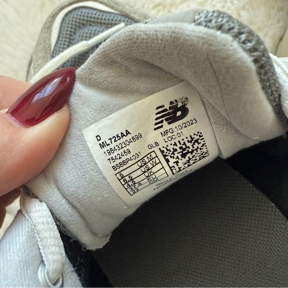 New Balance women sneakers size 6,5 US - Picture 6 of 7